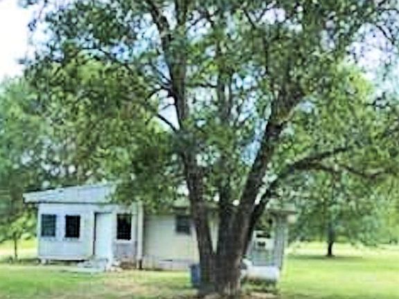 2nd image of 3187 W Chambliss Ln