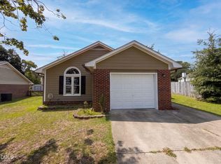 1710 Winnabow Dr, Fayetteville, NC 28304