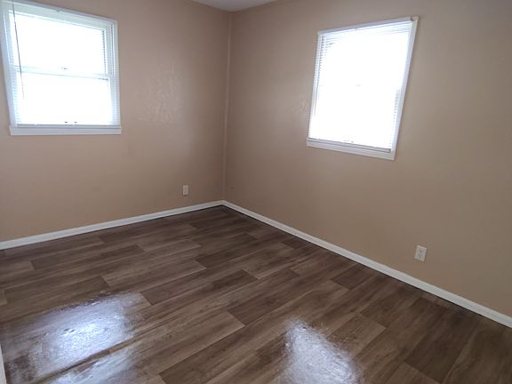 5th image of 353 E Pierson Ave