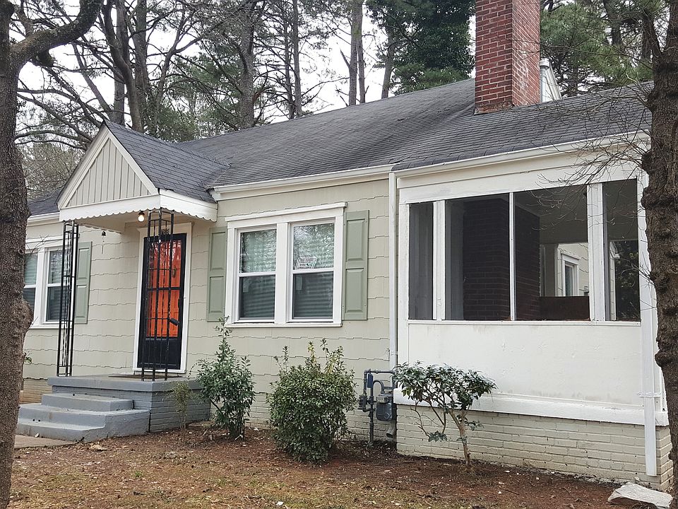 2nd image of 766 Waters Dr SW