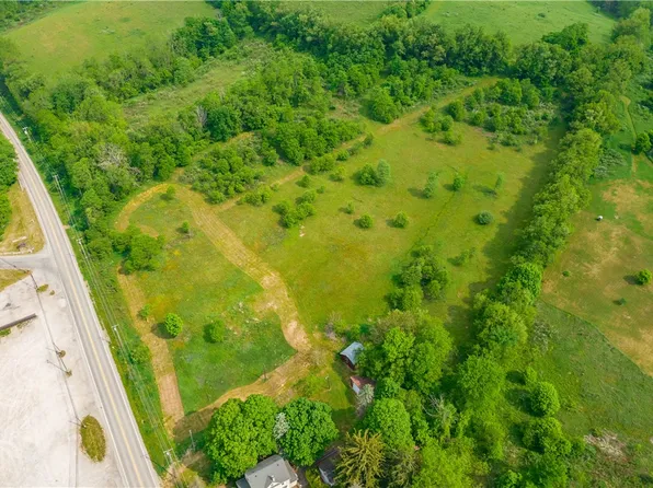 2774 Jefferson Ave, Washington, PA 15301