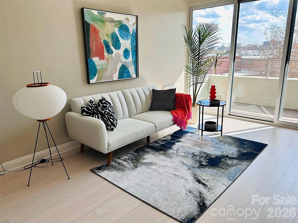 1st image of 1300 Reece Rd APT 300