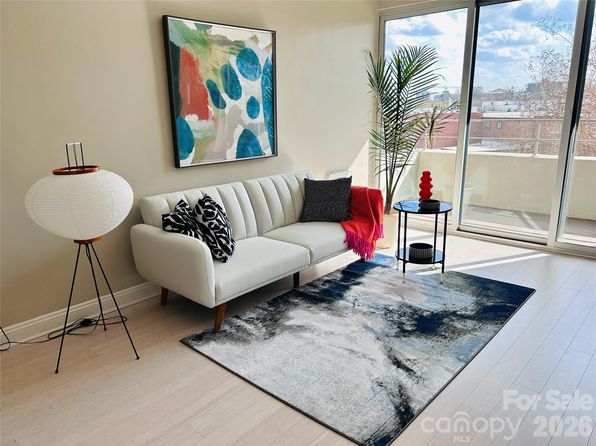 1300 Reece Rd APT 300, Charlotte, NC 28209
