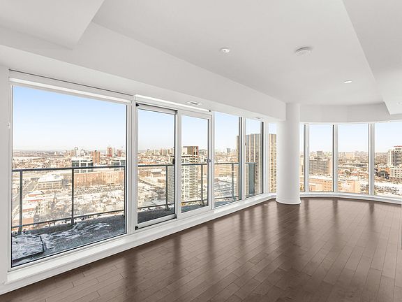 5th image of 805 Carling Ave #2009