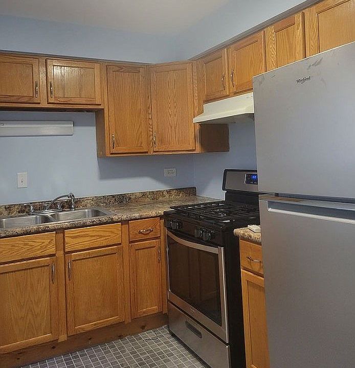 1st image of 12623 S Lincoln St APT 102