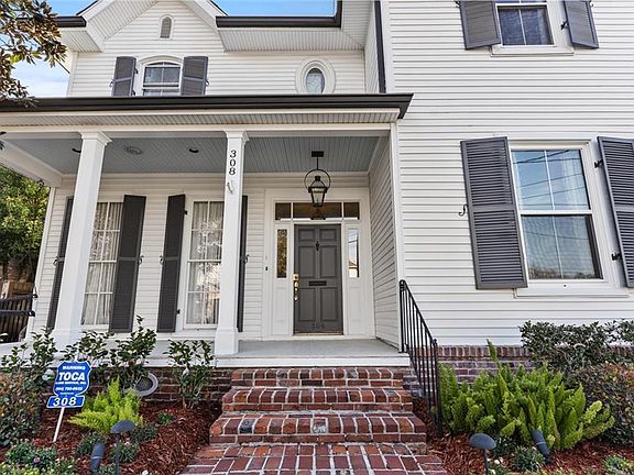 3rd image of 308 Ridgeway Dr