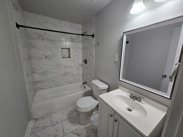 501A Parkdale Ave — Photo 11