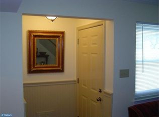 2904 State Hill Rd APT F1, Wyomissing, PA 19610