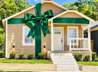 110 N Cliff St, Dallas, TX 75203
