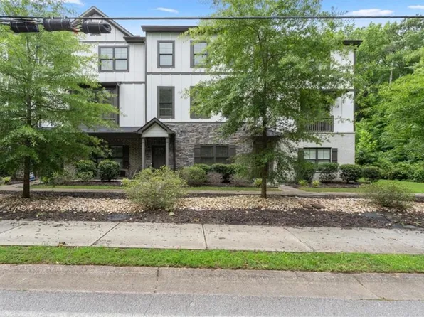 4791 Sampson Ct, Lilburn, GA 30047