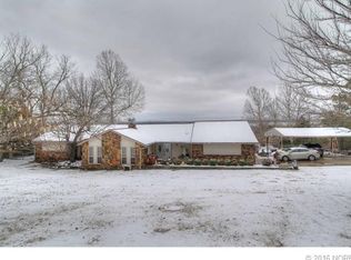 31475 Dunegan Rd, Mannford, OK 74044
