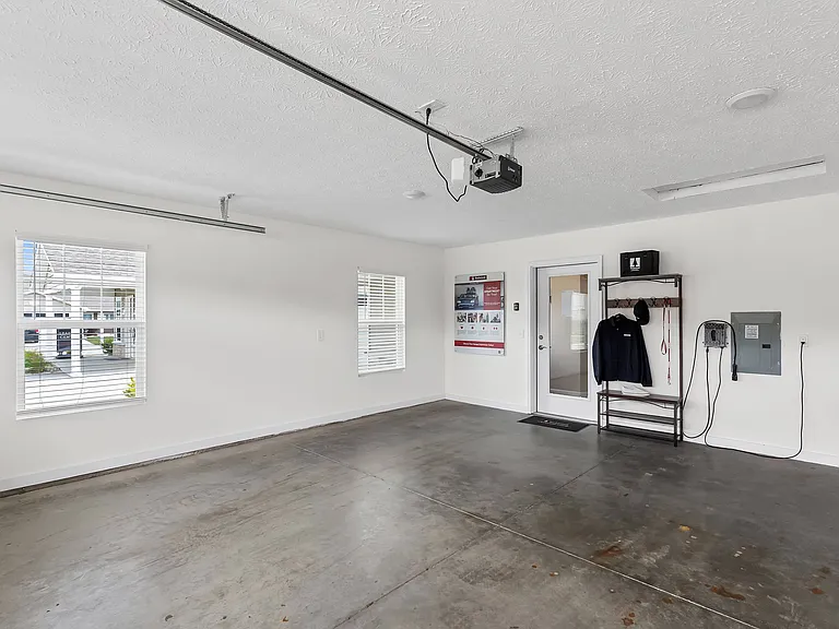 Redwood Obetz — Photo 18
