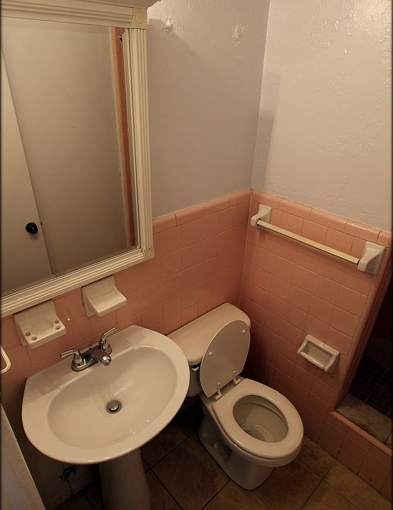 2nd image of 1829 NW 2nd Ave APT 5