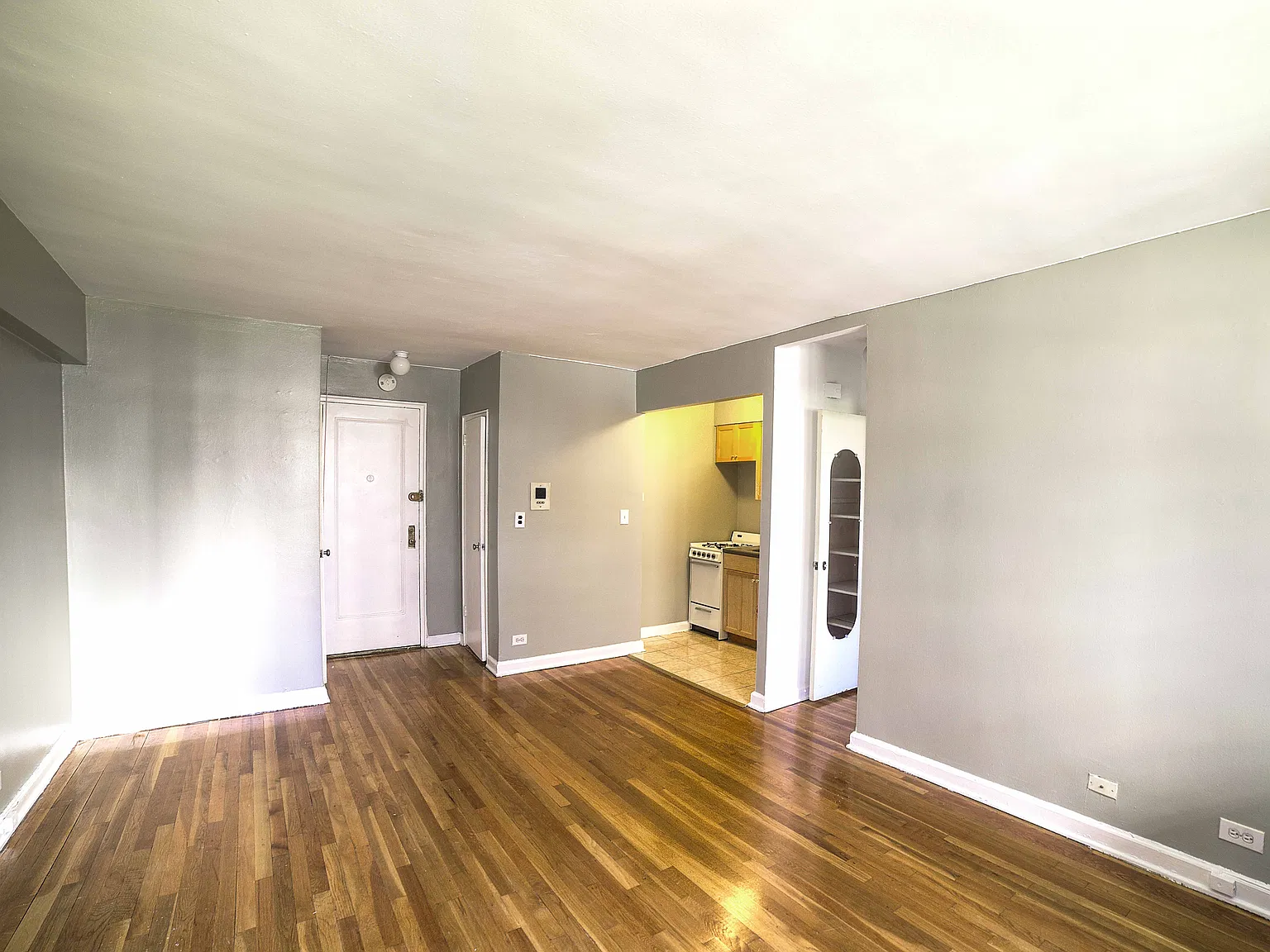 54 East 8th Street — Photo 2
