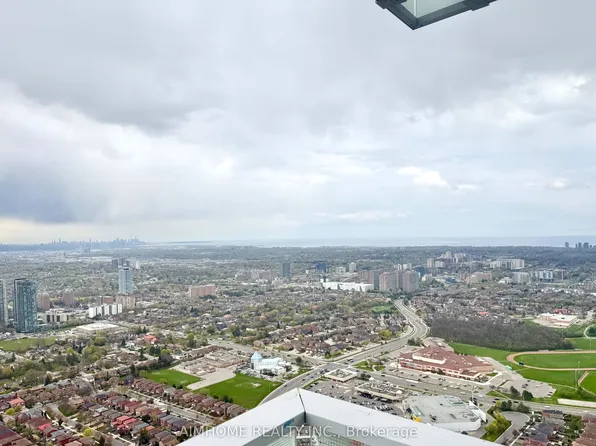 3883 Quartz Rd #5604, Mississauga, ON L5B 0M4