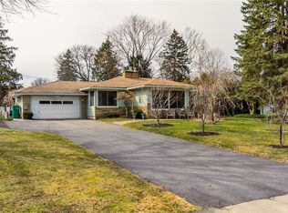 127 Shaftsbury Rd, Rochester, NY 14610