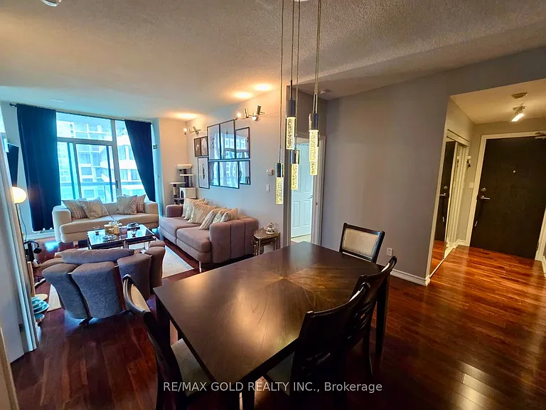 3504 Hurontario St #1607 — Photo 4