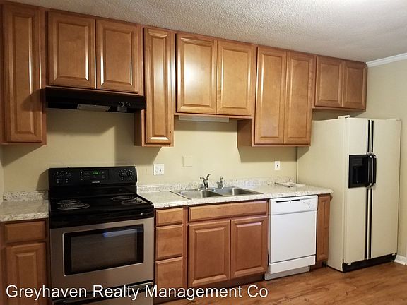 3rd image of 4810 Bonny Lake Ln
