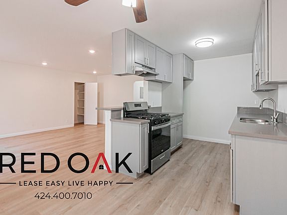 2nd image of 5130 Yarmouth Ave #23