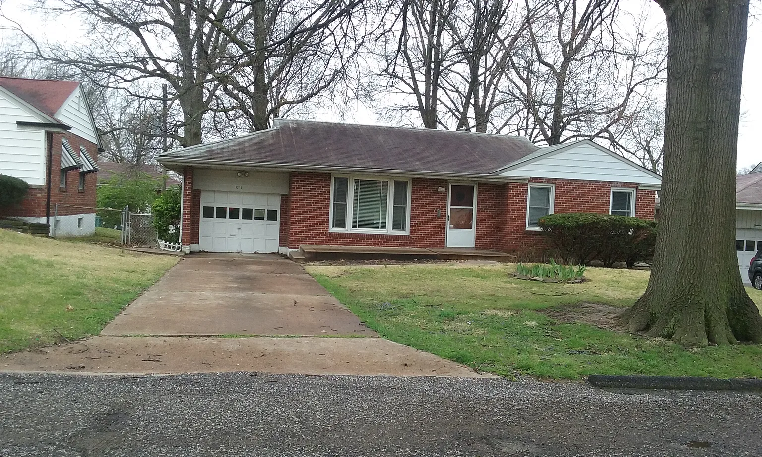 1216 Garwood Dr photo 1