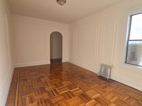 4th image of 55 W 180th St APT E5
