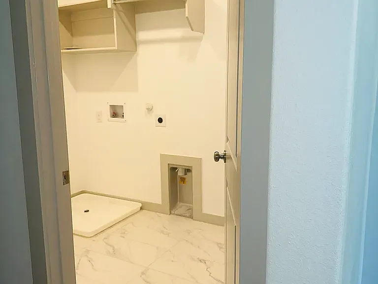 683 Vista Oaks Rd — Photo 4