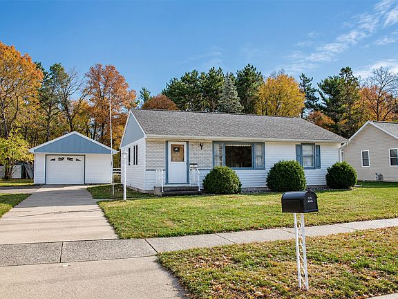 2nd image of 3123 Mercury Avenue
