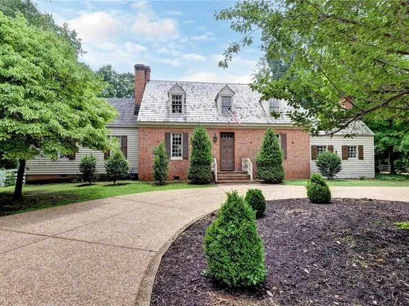 120 Horseshoe Dr, Williamsburg, VA 23185