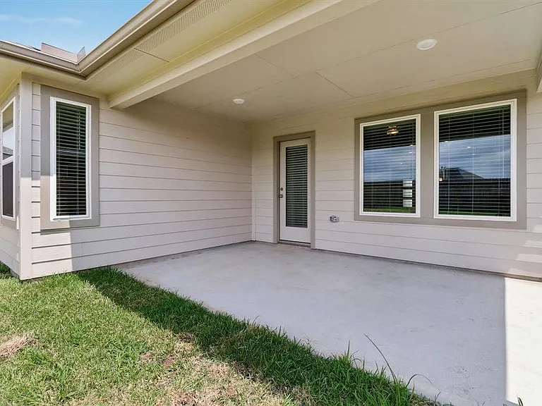 6254 Brazos Trace Dr — Photo 3