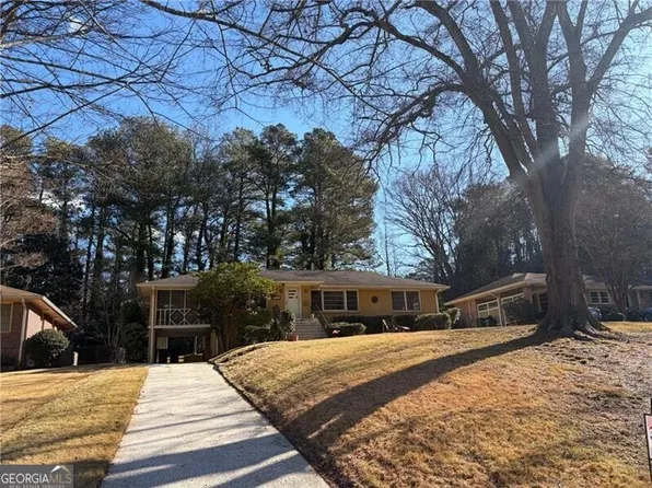 1455 N Amanda Cir NE, Atlanta, GA 30329