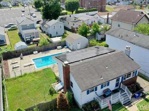 251 Alpine Way, Laurence Harbor, NJ 08879