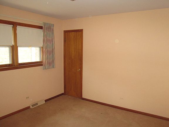 4th image of 2543 Atlantic St