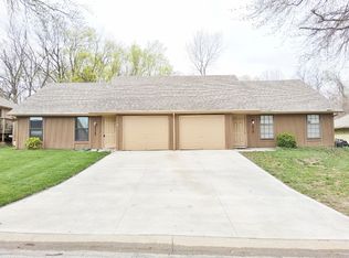 3313-15 NW Mill Dr, Blue Springs, MO 64015