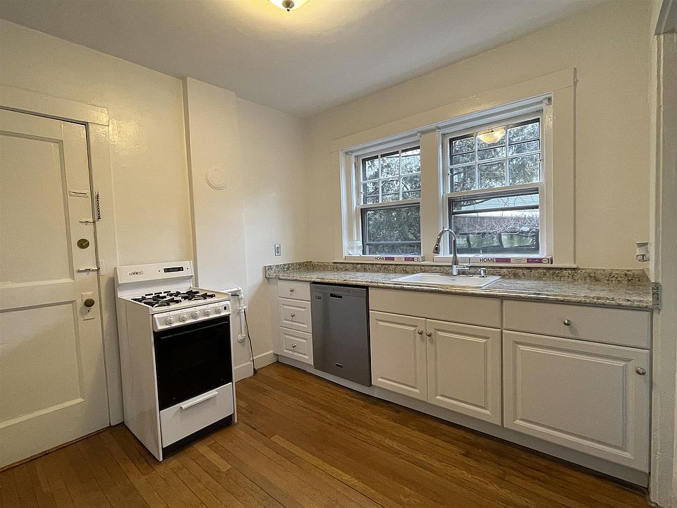 1st image of 172 Norfolk St #2