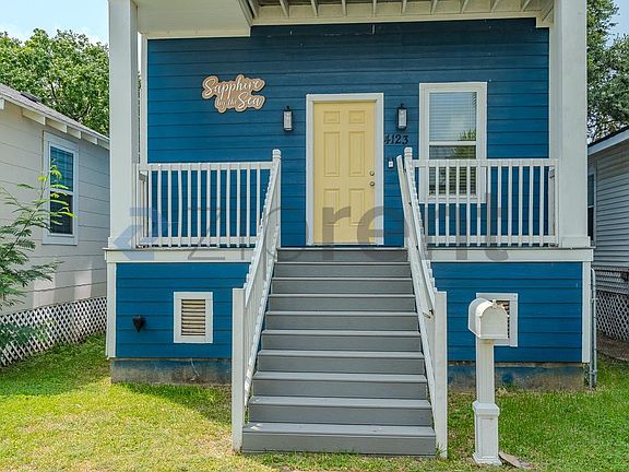 3rd image of 4123 Avenue M 1/2