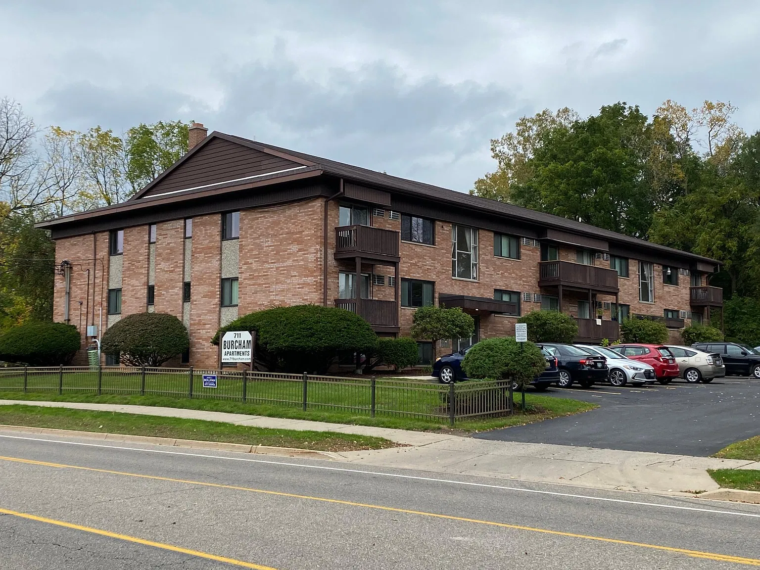 1 bed, 725 sqft, $1,280 — Photo 1