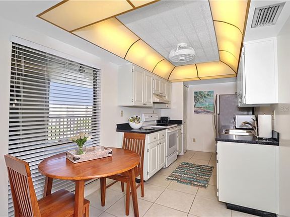 3rd image of 2700 Cove Cay Dr #1-6D