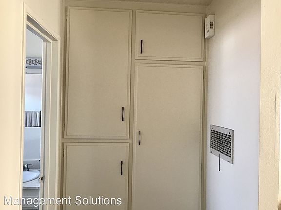 5th image of 4609 34th St APT 7