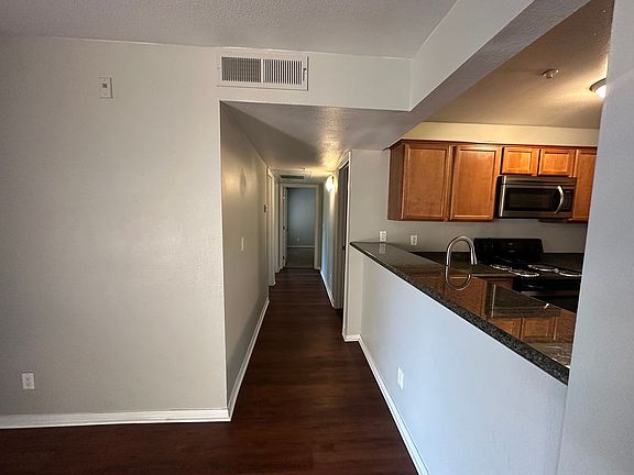 3rd image of 2120 Sealion Dr Unit 206