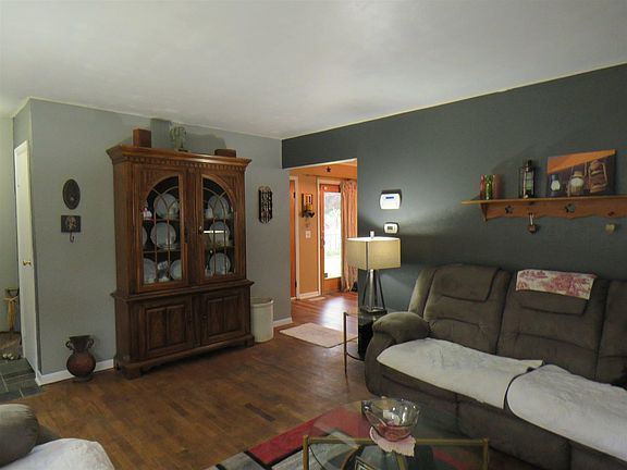 5th image of 23246 Rebecca Dr
