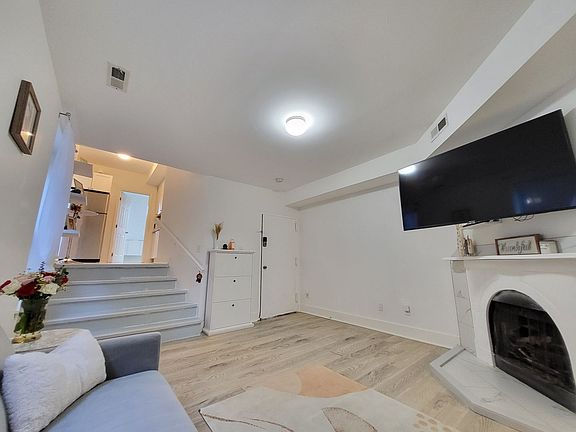 2nd image of 609 N 17th St Floor 2