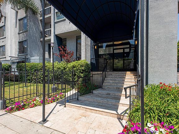 4th image of 1940 N Highland Ave APT 7