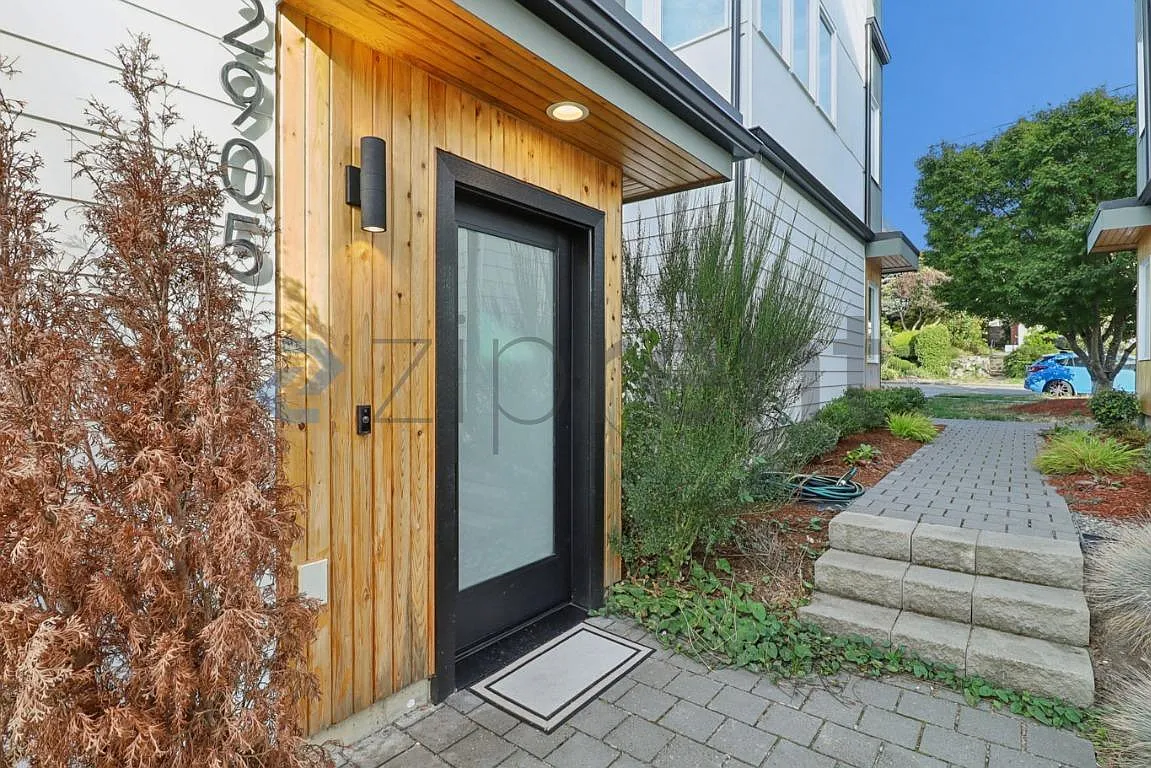 2 bed, 2.5 bath, 874 sqft, $3,375 — Photo 3