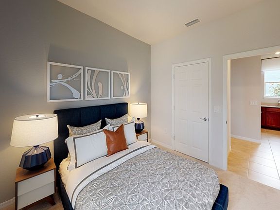 Model Representation Secondary bedroom, great for visiting guests