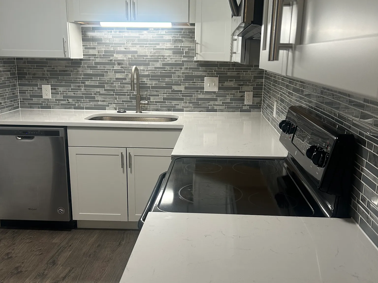 3 bed, 1.5 bath, 1280 sqft, $2,550 — Photo 4