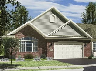 4625 Coyote Lakes Cir, Lake In The Hills, IL 60156