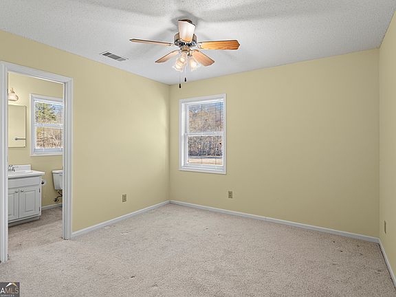 5th image of 42 Lagoon Rd