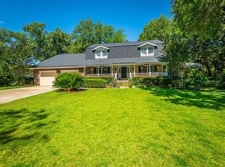 1725 Carterett Ave, Charleston, SC 29407
