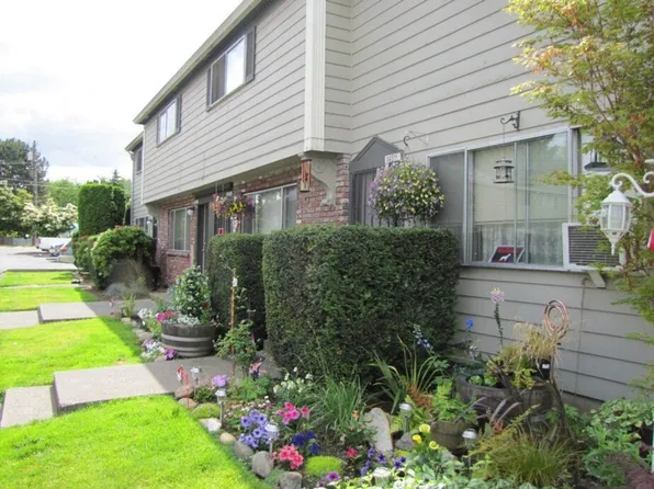 Tara West Apartments, 14291 SE Rupert Dr #23, Portland, OR 97267