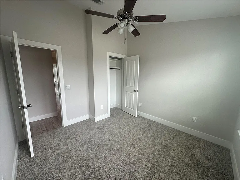 813 Northington St #A — Photo 8